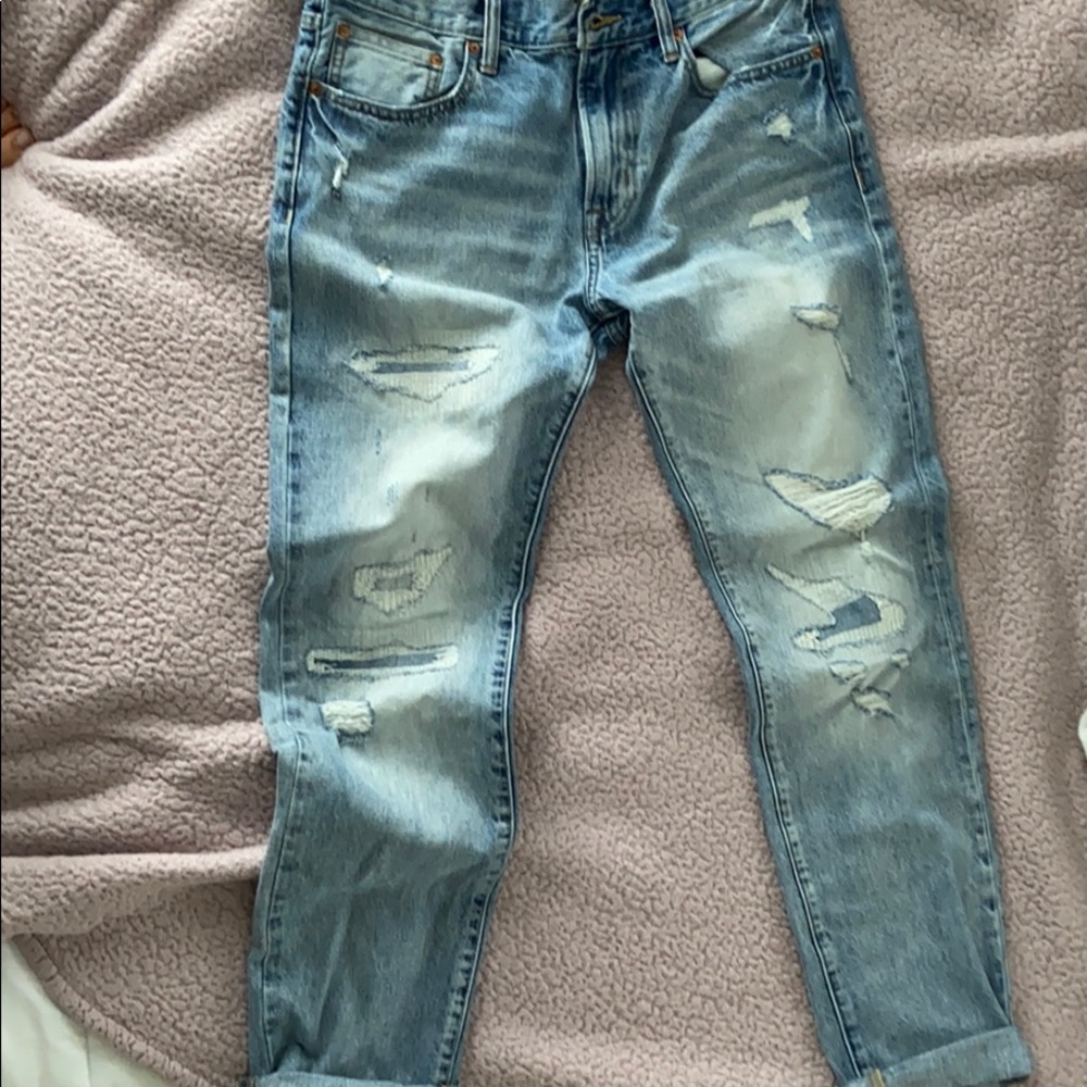 American Eagle Distressed Jeans